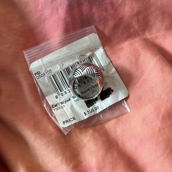 New Ferragamo large sterling silver ring - Picture 6 of 7